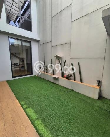 For Sale! Luxury House LT 180m2 Desain Modern di BSD City For Sale! Luxury House LT 180m2 Desain Modern di BSD City