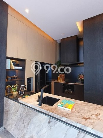 Hunian Mewah LB 359m2 Siap Pakai Desain Elegan di Gading Serpong, Tangerang Hunian Mewah LB 359m2 Siap Pakai Desain Elegan di Gading Serpong, Tangerang