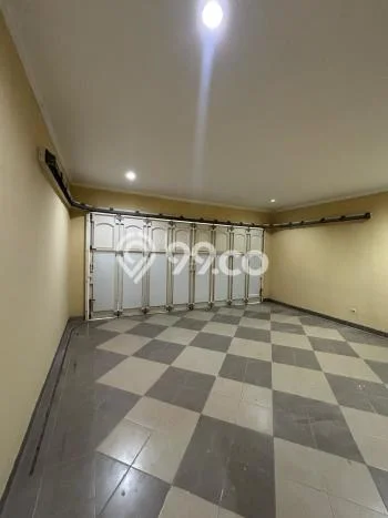 Disewakan! Rumah 5 Kamar Tidur &
5 Kamar Mandi di Gading Serpong, Tangerang Disewakan! Rumah 5 Kamar Tidur &
5 Kamar Mandi di Gading Serpong, Tangerang