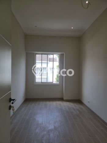 Dijual Rumah Mewah Megah Dengan View Eksklusif di Gading Serpong, Tangerang Dijual Rumah Mewah Megah Dengan View Eksklusif di Gading Serpong, Tangerang