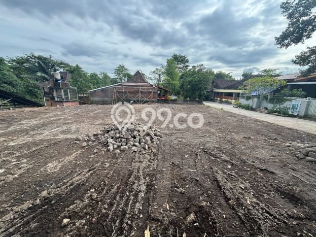 Dijual Tanah di Yogyakarta, Luas 201m2 SHM Dijual Tanah di Yogyakarta, Luas 201m2 SHM