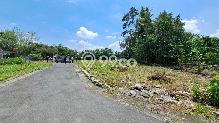 Lahan untuk Dijual Lokasi Kalasan, Sleman Luas 134m2 SHM Lahan untuk Dijual Lokasi Kalasan, Sleman Luas 134m2 SHM