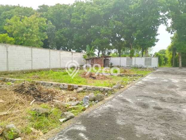 Tanah Kavling di Mlati Dijual dengan Luas 100m2 Tanah Kavling di Mlati Dijual dengan Luas 100m2