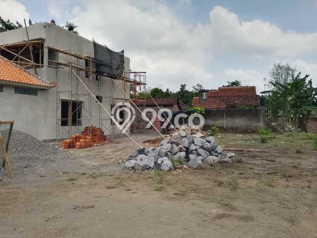 Kavling Tanah di Godean Dijual Luas 125m2 Legalitas SHM Kavling Tanah di Godean Dijual Luas 125m2 Legalitas SHM