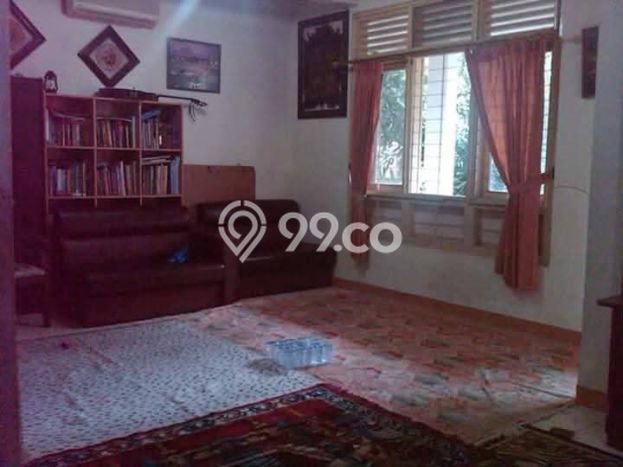 Rumah Mewah Siap Huni LT 200m2 di Kebon Jeruk, Jakarta Barat Rumah Mewah Siap Huni LT 200m2 di Kebon Jeruk, Jakarta Barat