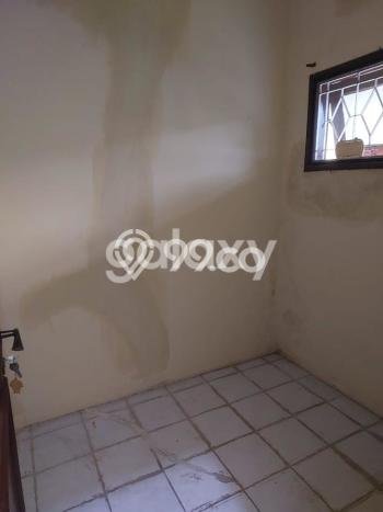 Disewakan Cepat Rumah Kondisi Baik di Kawasan Mulyorejo, Surabaya Disewakan Cepat Rumah Kondisi Baik di Kawasan Mulyorejo, Surabaya