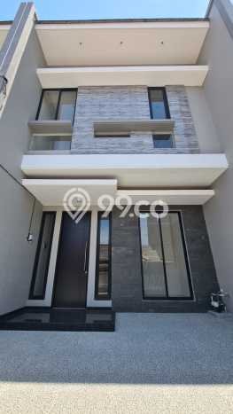 Rumah Modern Cantik 4 Kamar Bisa Langsung Pindah di Sukolilo Rumah Modern Cantik 4 Kamar Bisa Langsung Pindah di Sukolilo