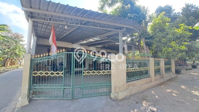 Jual Rumah Bagus Siap Huni LB 150m2 di Prambanan, Sleman Jual Rumah Bagus Siap Huni LB 150m2 di Prambanan, Sleman