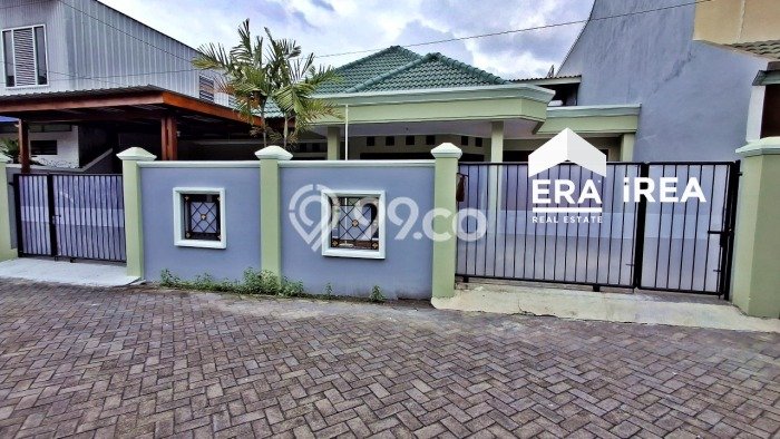 Rumah Bagus Siap Pakai Di Depok Luas 170m2 Aman Rumah Bagus Siap Pakai Di Depok Luas 170m2 Aman