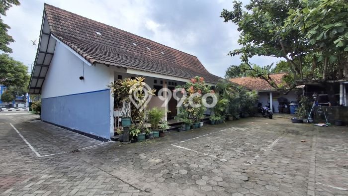 LOKASI PREMIUM! Hotel di Depok, Luas 500m2m², Area Komersial LOKASI PREMIUM! Hotel di Depok, Luas 500m2m², Area Komersial