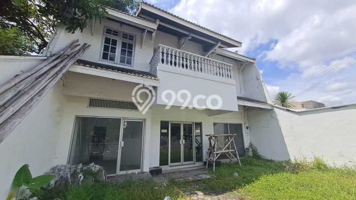 Rumah Bagus Siap Pakai Di Depok Luas 300m2 Lokasi Strategis Rumah Bagus Siap Pakai Di Depok Luas 300m2 Lokasi Strategis