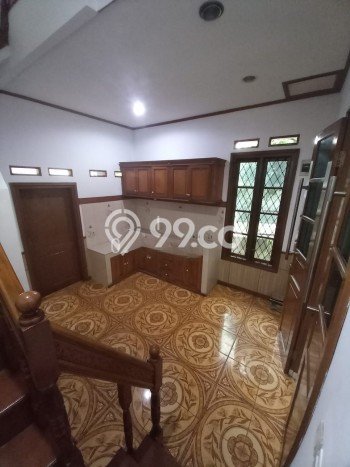 Jual Rumah Bagus Siap Huni LB 140m2 di Cibiru, Bandung Jual Rumah Bagus Siap Huni LB 140m2 di Cibiru, Bandung