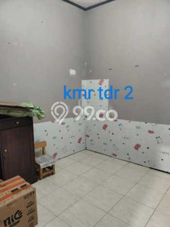 Dijual Rumah 4 Kamar Lokasi Ideal Bagus dan Strategis di Cibiru Dijual Rumah 4 Kamar Lokasi Ideal Bagus dan Strategis di Cibiru