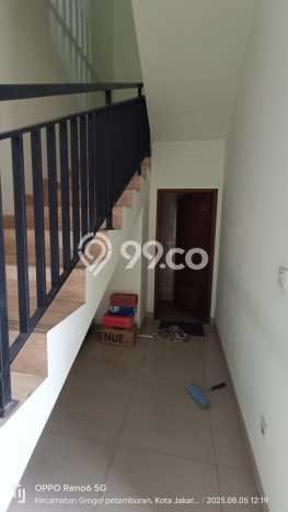 Dijual Rumah Luas Elegan Dengan View Eksklusif di Tomang, Jakarta Barat Dijual Rumah Luas Elegan Dengan View Eksklusif di Tomang, Jakarta Barat