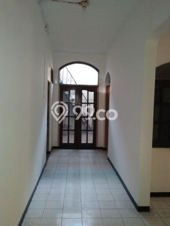 Rumah sewa siap huni 12 KT di Kayu Jati, Jakarta Timur Rumah sewa siap huni 12 KT di Kayu Jati, Jakarta Timur