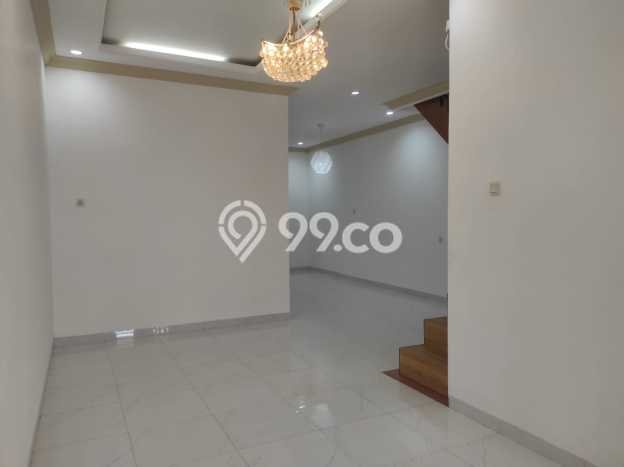 Dijual Rumah Luas Megah Dengan View Eksklusif di Pondok Kelapa, Jakarta Timur Dijual Rumah Luas Megah Dengan View Eksklusif di Pondok Kelapa, Jakarta Timur