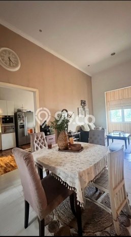 Disewakan! Rumah 2 Kamar Tidur &
2 Kamar Mandi di Citra Grand, Jakarta Timur Disewakan! Rumah 2 Kamar Tidur &
2 Kamar Mandi di Citra Grand, Jakarta Timur