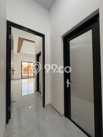 Ready to Use! Luxury House LT 67m2 Desain Modern di Tanjung Duren Ready to Use! Luxury House LT 67m2 Desain Modern di Tanjung Duren