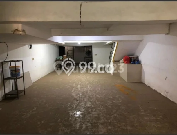 Disewakan! Rumah 3 Kamar Tidur &
1 Kamar Mandi di Taman Cosmos, Jakarta Barat Disewakan! Rumah 3 Kamar Tidur &
1 Kamar Mandi di Taman Cosmos, Jakarta Barat