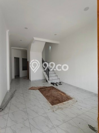 Ready to Use! Premium House LT 80m2 Desain Elegan di Tanjung Duren Utara Ready to Use! Premium House LT 80m2 Desain Elegan di Tanjung Duren Utara