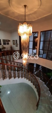 Siap Huni Rumah Mewah 8 Kamar di Pulo Gadung Dekat ke Mana Pun Siap Huni Rumah Mewah 8 Kamar di Pulo Gadung Dekat ke Mana Pun
