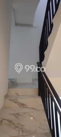 Dijual Hunian Rumah Terawat 3 KT di Taman Palem, Jakarta Barat Dijual Hunian Rumah Terawat 3 KT di Taman Palem, Jakarta Barat