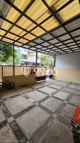 For Sale Rumah Mewah Exclusive di Kembangan, Jakarta Barat For Sale Rumah Mewah Exclusive di Kembangan, Jakarta Barat