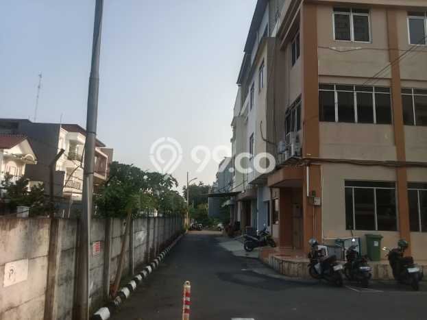 Area Ramai! Ruko Dijual di Kelapa Gading untuk Bisnis Luas Bangunan 190m2 Area Ramai! Ruko Dijual di Kelapa Gading untuk Bisnis Luas Bangunan 190m2