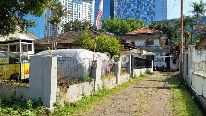 For Sale Rumah Mewah Exclusive di Tebet, Jakarta Selatan For Sale Rumah Mewah Exclusive di Tebet, Jakarta Selatan