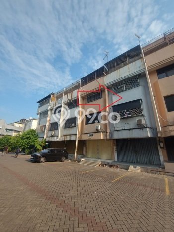 Area Ramai! Ruko Dijual di Pademangan untuk Bisnis Luas Bangunan 200m2 Area Ramai! Ruko Dijual di Pademangan untuk Bisnis Luas Bangunan 200m2