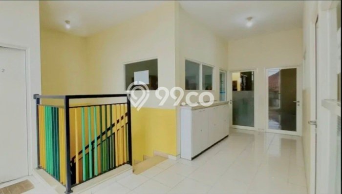 Jual Rumah Favorit Siap Huni LB 200m2 di Wiyung, Surabaya Jual Rumah Favorit Siap Huni LB 200m2 di Wiyung, Surabaya