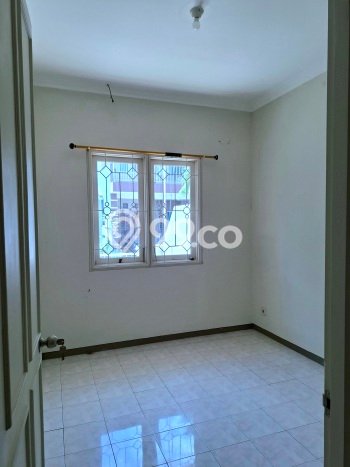 Rumah Murah LT 90m2 di Pakuwon City Lingkungan Asri Rumah Murah LT 90m2 di Pakuwon City Lingkungan Asri