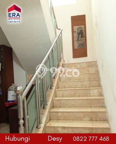 Rumah Mewah LB 400m2 Siap Huni Desain Elegan di Intercon, Jakarta Barat Rumah Mewah LB 400m2 Siap Huni Desain Elegan di Intercon, Jakarta Barat