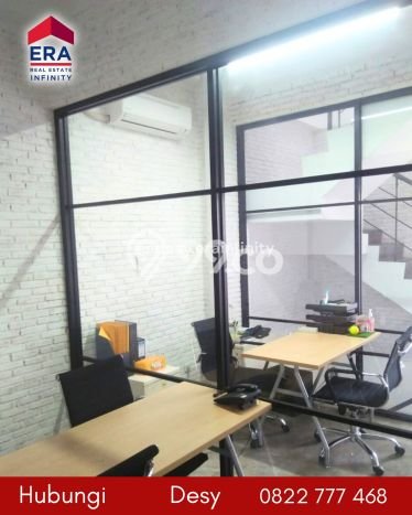 Area Ramai! Ruko Dijual di Kebayoran Lama untuk Bisnis Luas Bangunan 240m2 Area Ramai! Ruko Dijual di Kebayoran Lama untuk Bisnis Luas Bangunan 240m2