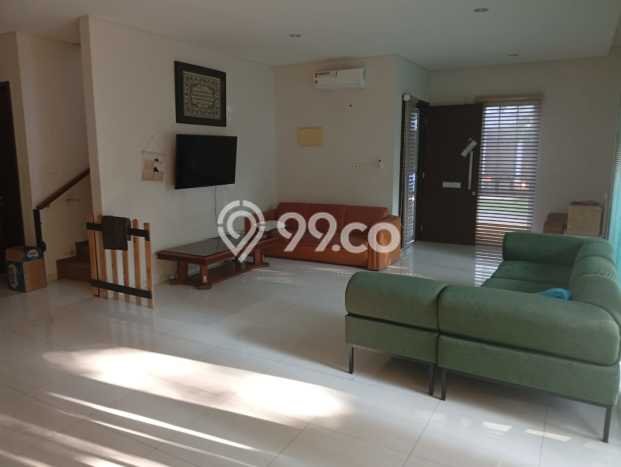 Disewakan! Rumah 3 Kamar Tidur &
4 Kamar Mandi di Lebak Bulus, Jakarta Selatan Disewakan! Rumah 3 Kamar Tidur &
4 Kamar Mandi di Lebak Bulus, Jakarta Selatan