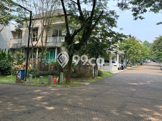 Disewakan! Rumah 3 Kamar Tidur &
4 Kamar Mandi di Lebak Bulus, Jakarta Selatan Disewakan! Rumah 3 Kamar Tidur &
4 Kamar Mandi di Lebak Bulus, Jakarta Selatan