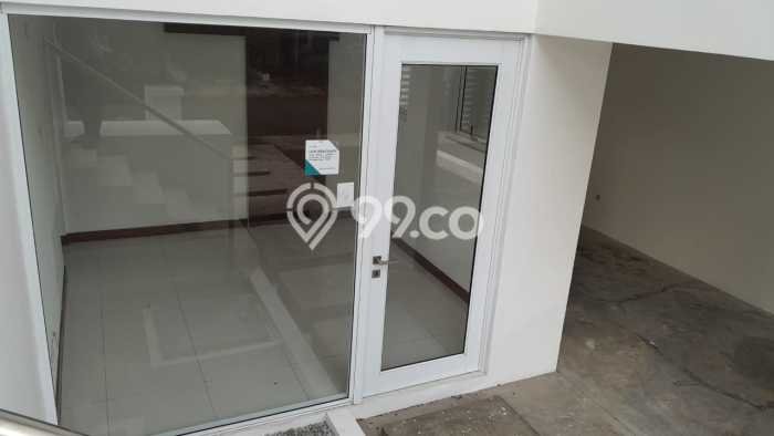 Dijual Rumah Luas Megah Dengan View Eksklusif di Harapan Indah, Bekasi Dijual Rumah Luas Megah Dengan View Eksklusif di Harapan Indah, Bekasi