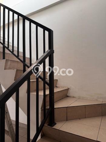 Untuk Dijual! Ruko di harapan indah Bekasi LT 93m2 / LB 186m2 Kawasan Strategis Untuk Dijual! Ruko di harapan indah Bekasi LT 93m2 / LB 186m2 Kawasan Strategis