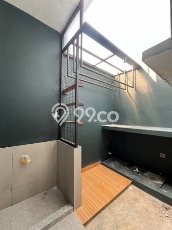 Dijual Hunian Rumah Terawat 2 Kamar di Bojong Sari, Depok Dijual Hunian Rumah Terawat 2 Kamar di Bojong Sari, Depok