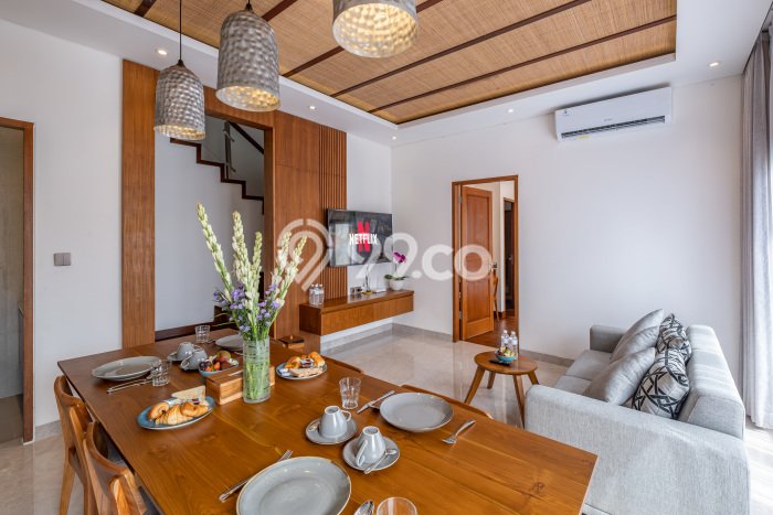 Vila Terawat di , Luas 239m2m², Posisi Strategis dengan akses bagus Vila Terawat di , Luas 239m2m², Posisi Strategis dengan akses bagus