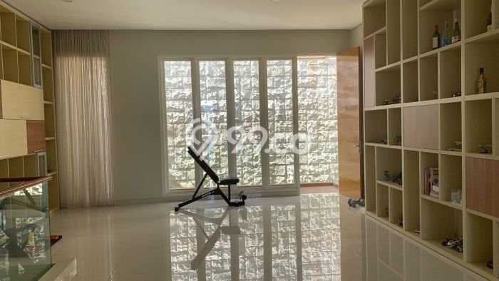 Jarang Ada! Rumah Kontrakan 4 Kamar Nyaman Siap Huni Pakuwon Indah Jarang Ada! Rumah Kontrakan 4 Kamar Nyaman Siap Huni Pakuwon Indah