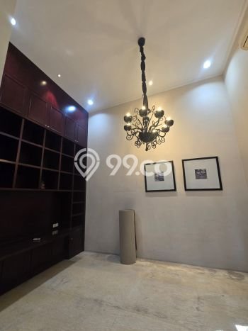 Rumah sewa siap huni 4 KT di Graha, Surabaya Rumah sewa siap huni 4 KT di Graha, Surabaya