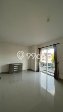 Disewakan! Rumah 2 Kamar Tidur &
3 Kamar Mandi di Graha, Surabaya Disewakan! Rumah 2 Kamar Tidur &
3 Kamar Mandi di Graha, Surabaya