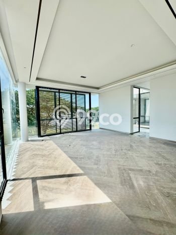 Rumah Elit Modern Siap Huni di Citraland Surabaya Rumah Elit Modern Siap Huni di Citraland Surabaya
