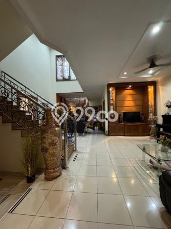 Dijual Rumah Luas Elegan Dengan View Cantik di Permata Buana, Jakarta Barat Dijual Rumah Luas Elegan Dengan View Cantik di Permata Buana, Jakarta Barat