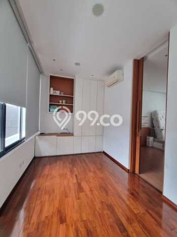Hunian Elit LB 350m2 Siap Pakai Desain Elegan di Muara Karang, Jakarta Utara Hunian Elit LB 350m2 Siap Pakai Desain Elegan di Muara Karang, Jakarta Utara