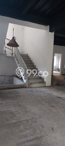 Unit Ruko Dijual di Jakarta Barat LT 600m2 & LB 700m2 Unit Ruko Dijual di Jakarta Barat LT 600m2 & LB 700m2