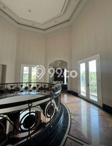 Rumah Elit Modern Siap Huni di Pantai Indah Kapuk Jakarta Utara Rumah Elit Modern Siap Huni di Pantai Indah Kapuk Jakarta Utara