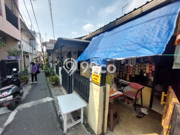 Rumah Modern Minimalis 4 Kamar Bisa Langsung Pindah di Tebet Rumah Modern Minimalis 4 Kamar Bisa Langsung Pindah di Tebet