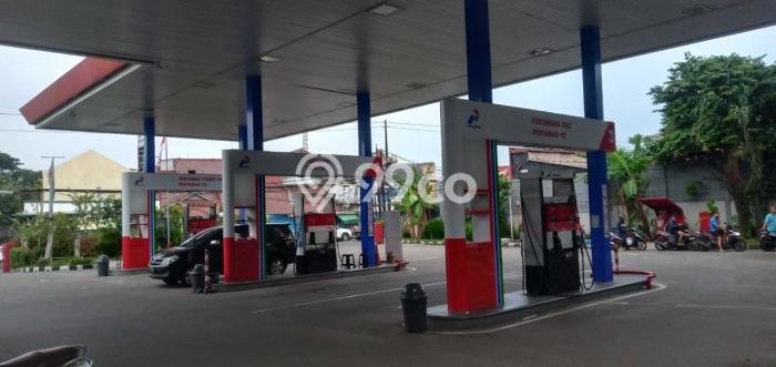 Komersial Bagus Dijual LB 250m2 Lokasi Strategis Jakarta Selatan Area Cocok untuk Bisnis Komersial Bagus Dijual LB 250m2 Lokasi Strategis Jakarta Selatan Area Cocok untuk Bisnis